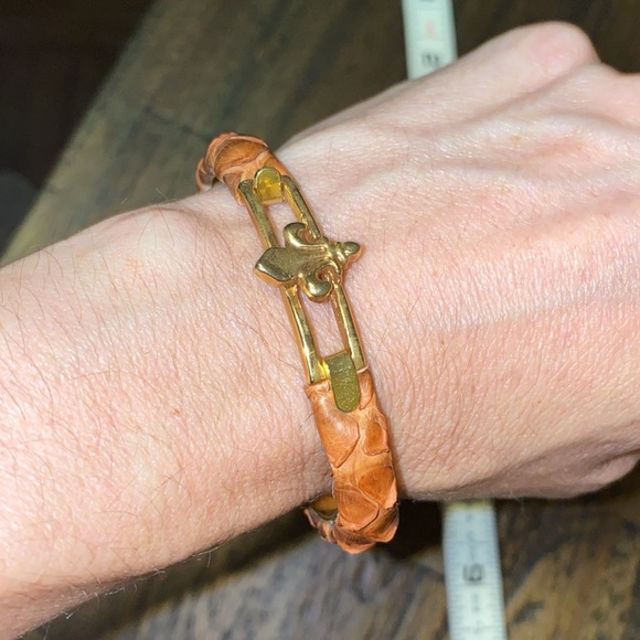 Fleur de lis Leather Wrapped Bangle Bracelet - Picture 7 of 9